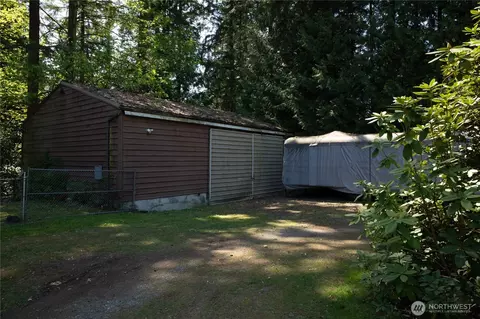 Exterior - 22921 49th Ave SE, Bothell, WA 98021 photo 13 of 15