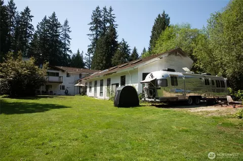 Exterior - 22921 49th Ave SE, Bothell, WA 98021 photo 9 of 15