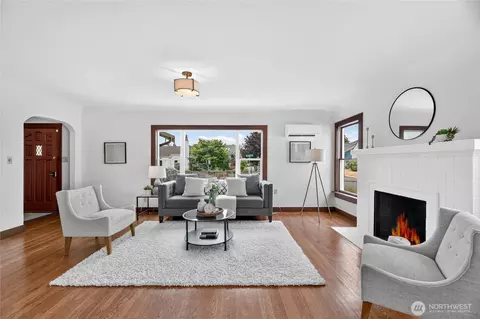 Living - 1318 N 76th St, Seattle, WA 98103 photo 3 of 4