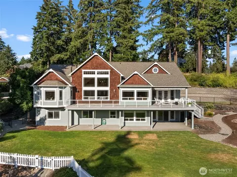 4301 102nd Ave E, Edgewood, WA 98371
