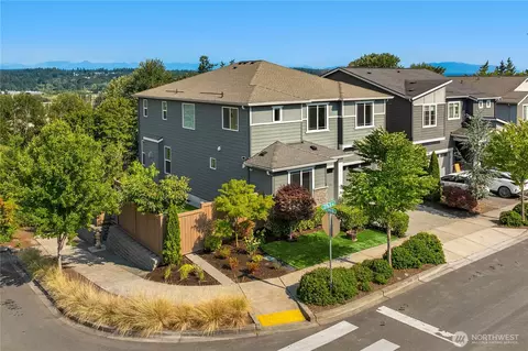 13024 137th Dr NE, Kirkland, WA 98034