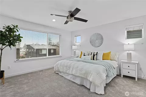 Bedroom - 19210 38th Ave SE, Bothell, WA 98012 photo 1 of 6