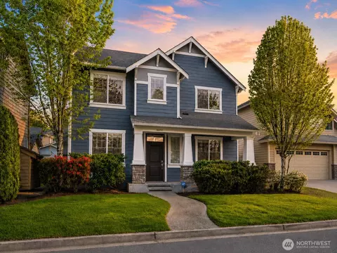 10212 242nd Ave NE, Redmond, WA 98053