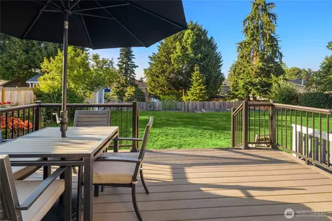 Exterior - 1931 237th St SE, Bothell, WA 98021 photo 3 of 3