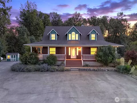 11915 151st Avenue Ct E, Puyallup, WA 98374