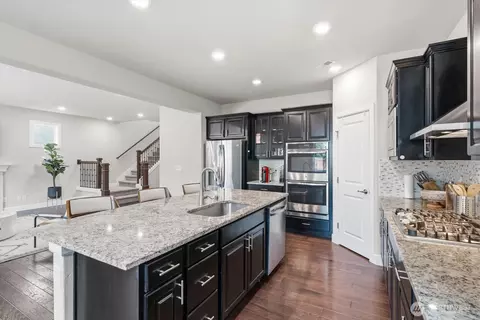 Kitchen - 3917 174th Pl SE, Bothell, WA 98012 photo 1 of 4