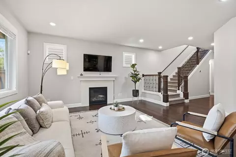 Living - 3917 174th Pl SE, Bothell, WA 98012 photo 1 of 2