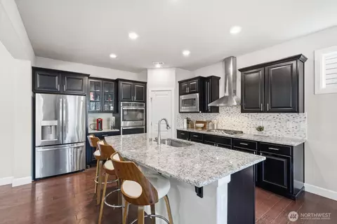 Kitchen - 3917 174th Pl SE, Bothell, WA 98012 photo 2 of 4