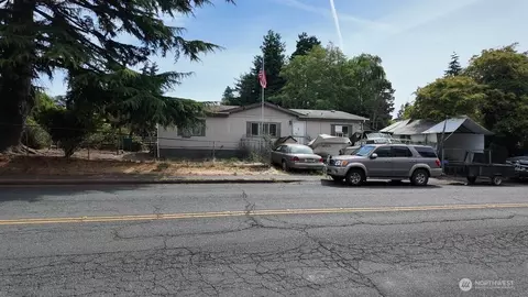 221 101st St NW, Seattle, WA 98177