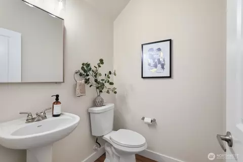 Bath - 2623 179th St SE, Bothell, WA 98012 photo 1 of 5
