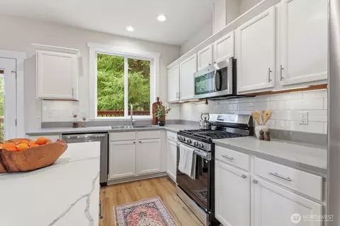Kitchen - 2623 179th St SE, Bothell, WA 98012 photo 2 of 5