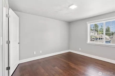 Bedroom - 12404 E Gibson Rd #M202, Everett, WA 98204 photo 4 of 5