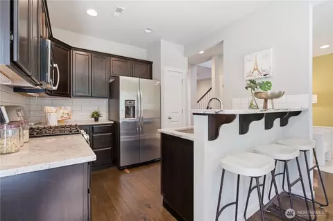 Kitchen - 21201 43rd Dr SE, Bothell, WA 98021 photo 1 of 3