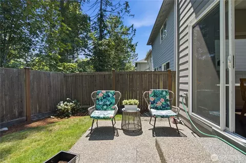 Exterior - 21201 43rd Dr SE, Bothell, WA 98021 photo 2 of 4