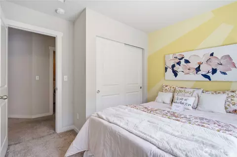 Bedroom - 21201 43rd Dr SE, Bothell, WA 98021 photo 5 of 10