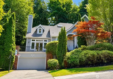17033 NE 108th Way, Redmond, WA 98052