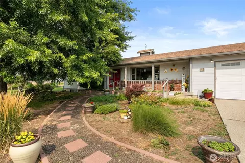 113 N Nile Ave, East Wenatchee, WA 98802