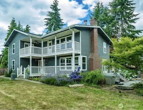 7815 W Tapps Hwy E, Bonney Lake, WA 98391