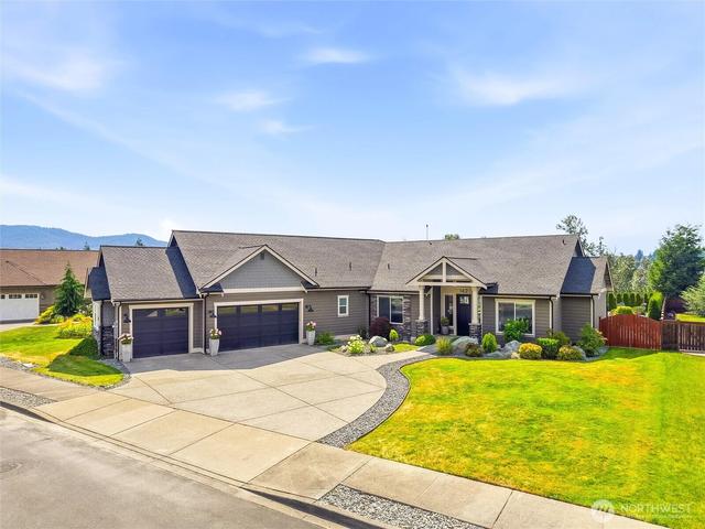 162 Mountain Crest Ln, Eatonville, WA 98328