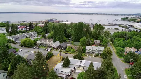 542 Donovan Ave, Bellingham, WA 98225