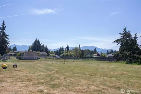 Exterior - 11 Stone Rd, Sequim, WA 98382 photo 7 of 9