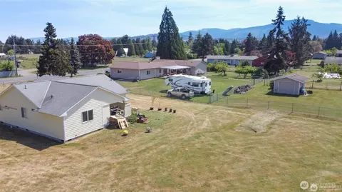 Exterior - 11 Stone Rd, Sequim, WA 98382 photo 6 of 9