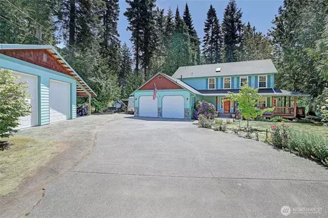 2289 Moody Lane Ln, Camano Island, WA 98282