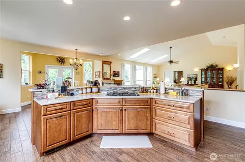 Kitchen - 105 14th Ct, Sequim, WA 98382 photo 2 of 6