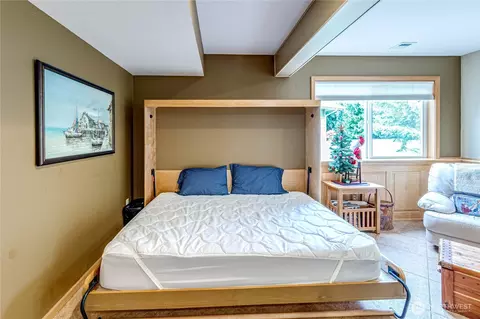 Bedroom - 105 14th Ct, Sequim, WA 98382 photo 4 of 4
