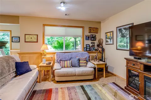 Living - 105 14th Ct, Sequim, WA 98382 photo 6 of 6
