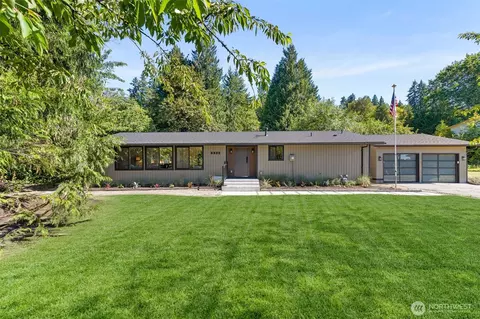 8655 NE 170th St, Kenmore, WA 98028