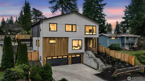 14 158th Pl NE, Bellevue, WA 98008