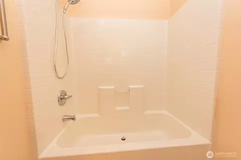 Bath - 718 W Heritage Loop, Sequim, WA 98382 photo 5 of 5