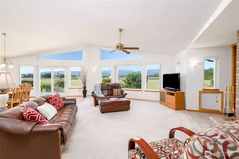Living - 141 Kiwi Ln, Sequim, WA 98382 photo 1 of 4