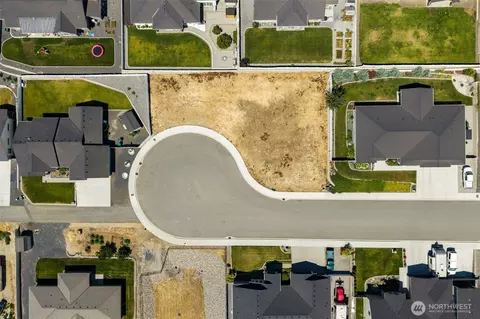 2571 Paisley St SE, East Wenatchee, WA 98802