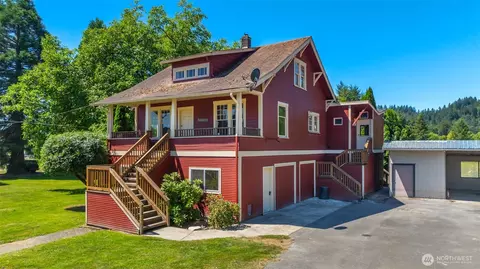 5609 318th Ave NE, Carnation, WA 98014