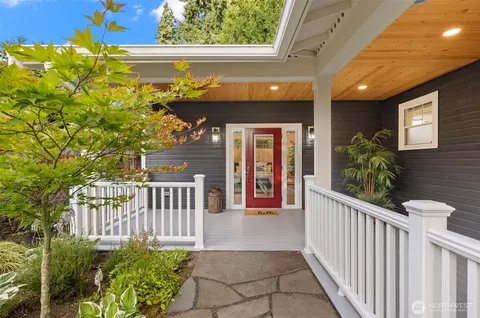 Exterior - 24229 7th Ave Se Ave SE, Bothell, WA 98021 photo 7 of 9