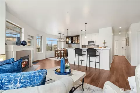 1000 N Aurora Ave #409, Seattle, WA 98109