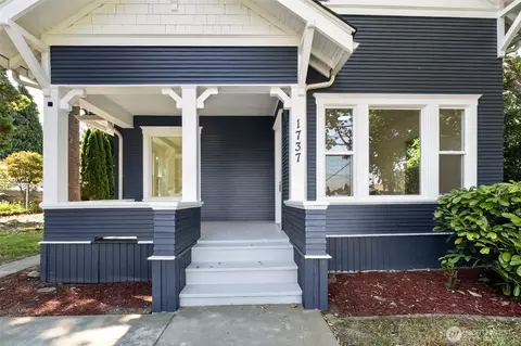 1737 6th St, Bremerton, WA 98337