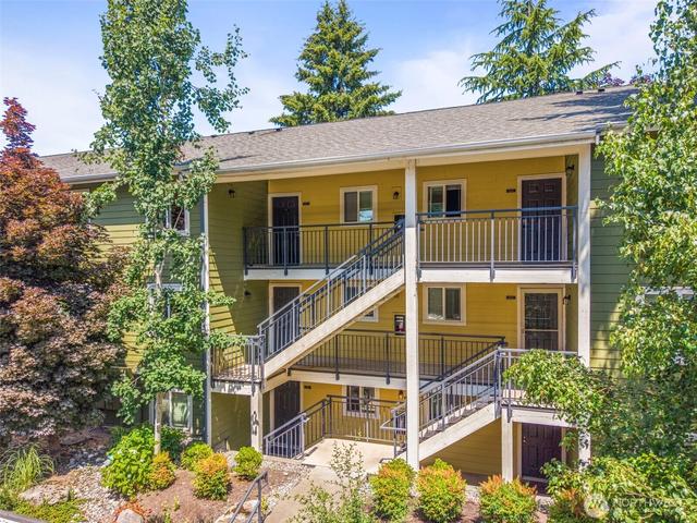 12511 SE 41st Pl #A303, Bellevue, WA 98006