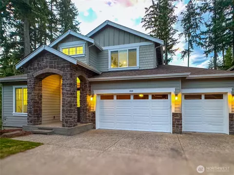 1939 213th Ct SE, Sammamish, WA 98075