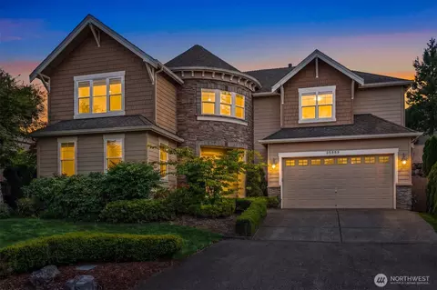 35909 Boulder Ct, Snoqualmie, WA 98065