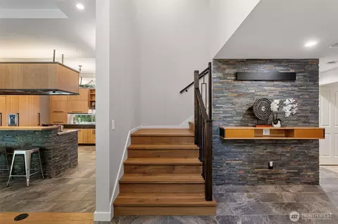 16430 266th Ave SE, Issaquah, WA 98027