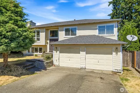 12516 SE 225th Ct, Kent, WA 98031