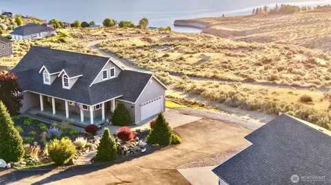 45720 Geostar Dr, Grand Coulee, WA 99133