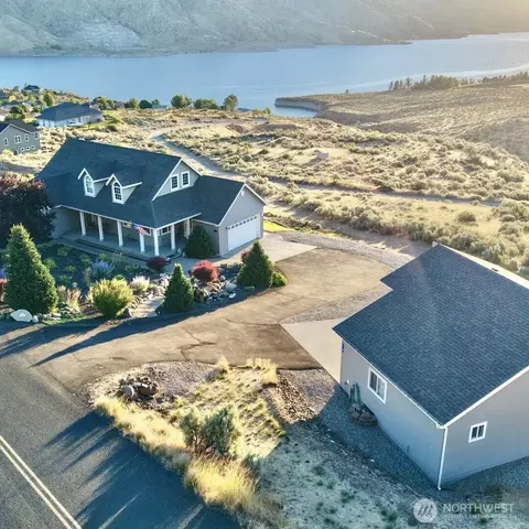 45720 Geostar Dr, Grand Coulee, WA 99133