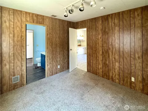Bedroom - 260 E Olympic Dr, Grapeview, WA 98546 photo 2 of 3