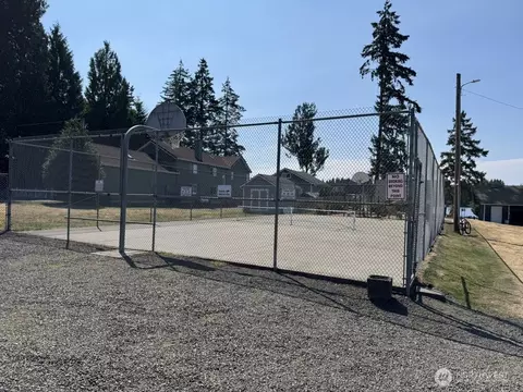 Exterior - 260 E Olympic Dr, Grapeview, WA 98546 photo 2 of 9
