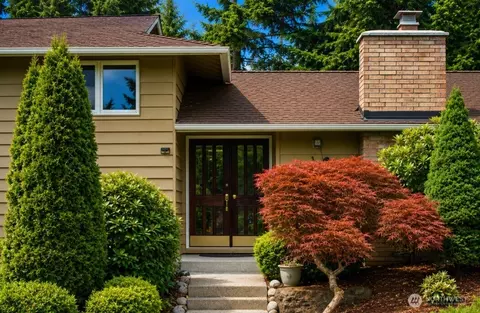 13730 SE 20th St, Bellevue, WA 98005