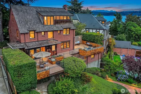 5201 NE 43rd Ave, Seattle, WA 98105
